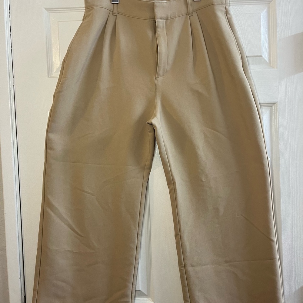 Abercrombie & Fitch Women’s Wide Leg Khakis